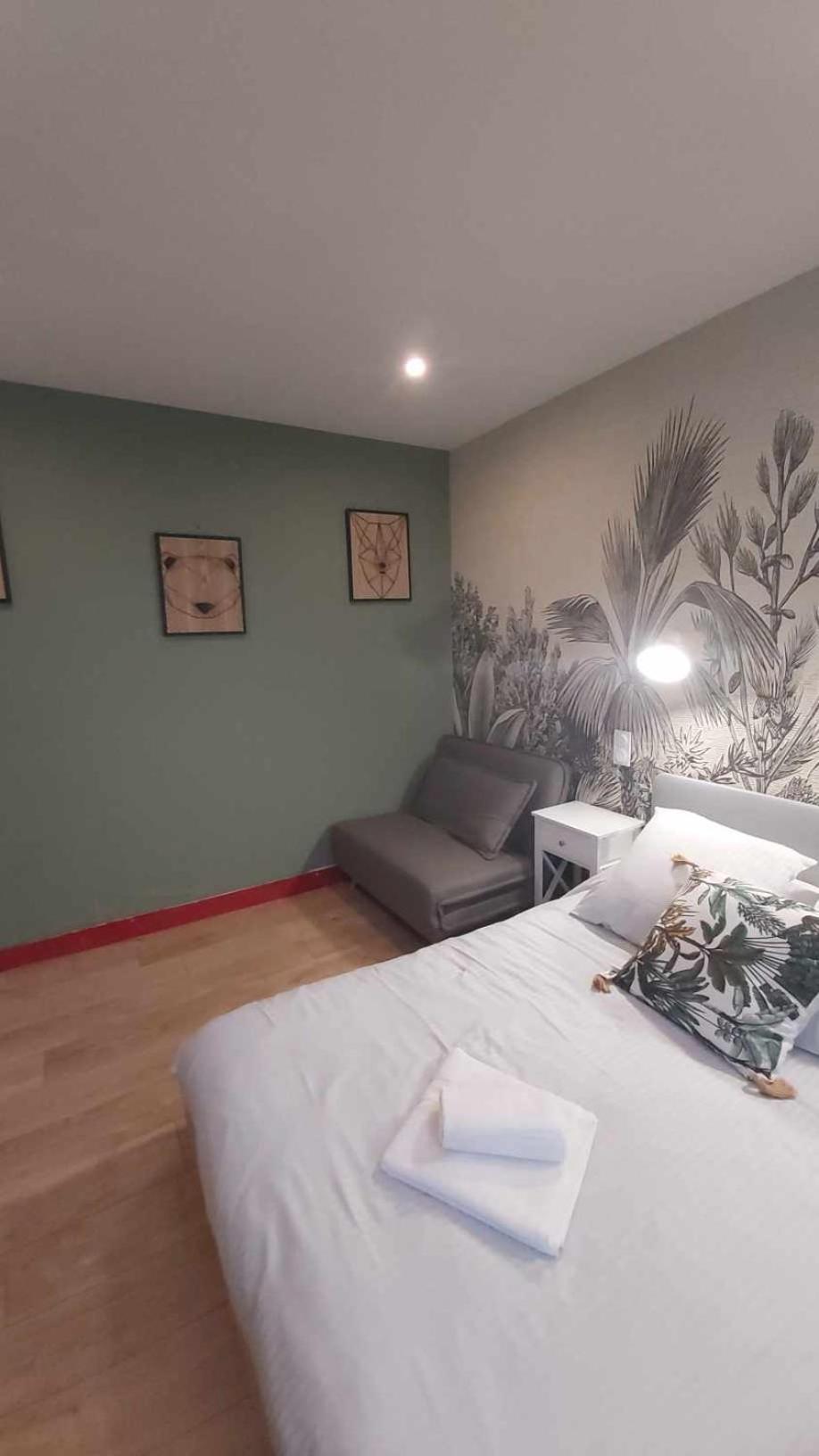 La Renaissance Hotell Condé-sur-Noireau Eksteriør bilde