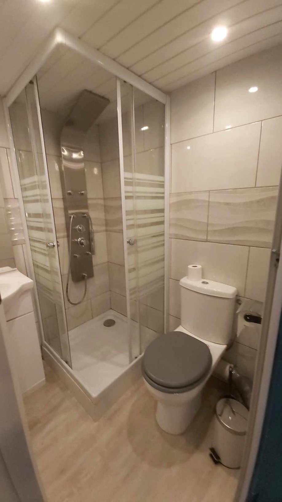 La Renaissance Hotell Condé-sur-Noireau Eksteriør bilde