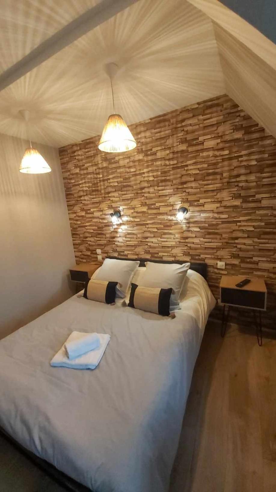 La Renaissance Hotell Condé-sur-Noireau Eksteriør bilde