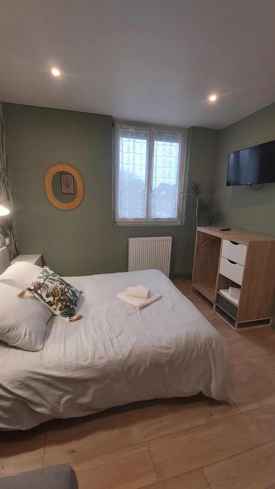 La Renaissance Hotell Condé-sur-Noireau Eksteriør bilde